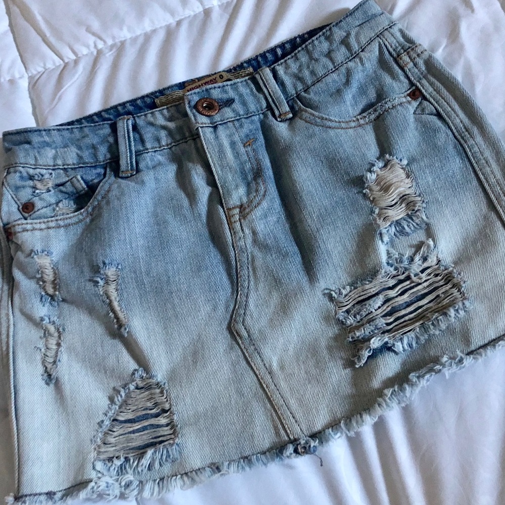 Tilly’s | Denim Skirt Distressed